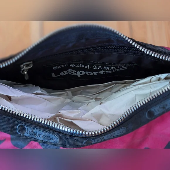 NWT L.A.M.B. LeSportsac By Gwen Stefani Small Hella Hobo Red - Picture 8 of 13